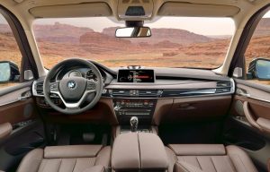 Gli interni della nuova BMW X5