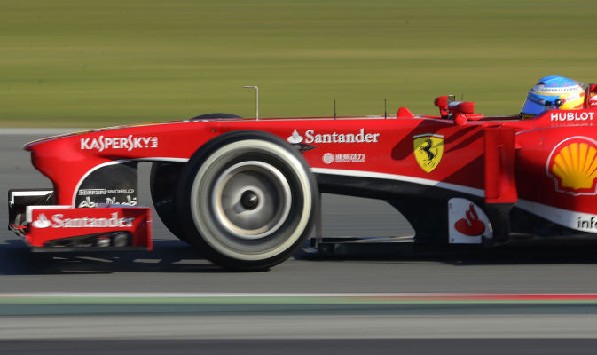 Fernando Alonso al volante della F138