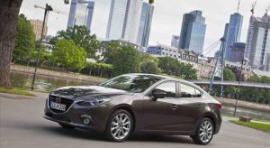 La nuova Mazda 3 berlina