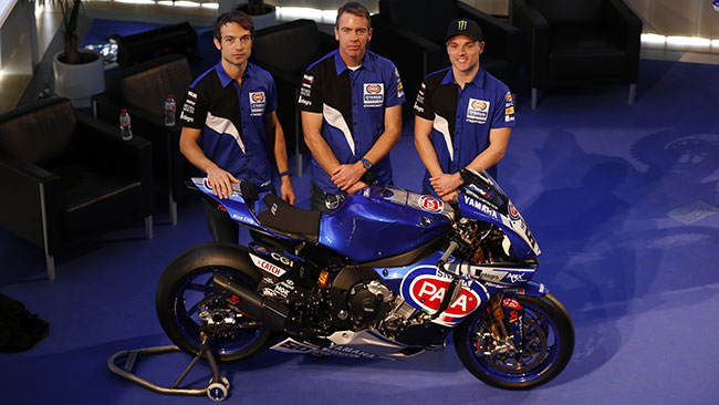 Guintoli e Lowes presentano la nuova Yamaha YZF-R1 Superbike
