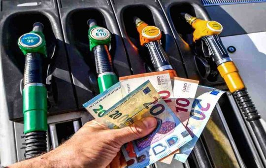 Come risparmiare sul costo del carburante