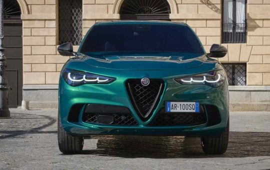 Alfa Romeo Stelvio Quadrifoglio 2023