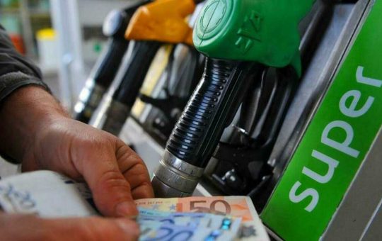 Risparmiare carburante e denaro