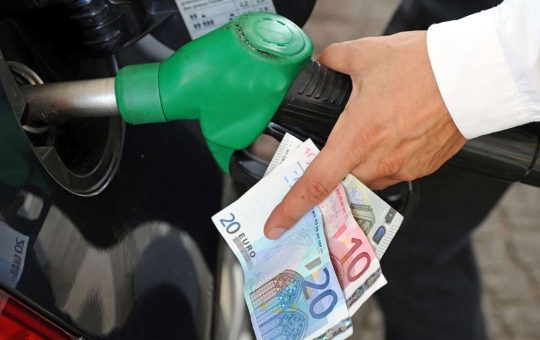 Un probabile aumento del costo del carburante