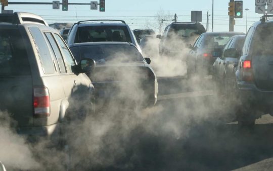 Nuvole di gas nel traffico