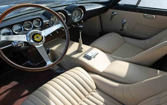 Interni Ferrari 250 GT Lusso