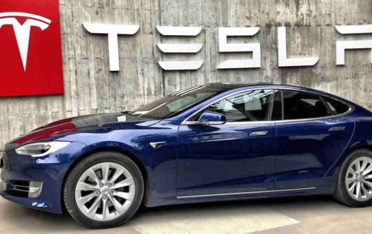 Tesla record - tuttosuimotori.it