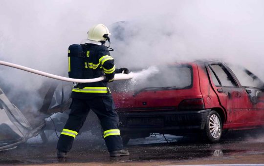 auto-in-fiamme-tuttosuimotori.it