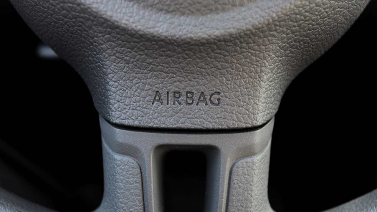 Airbag al volante - Tuttosuimotori.it