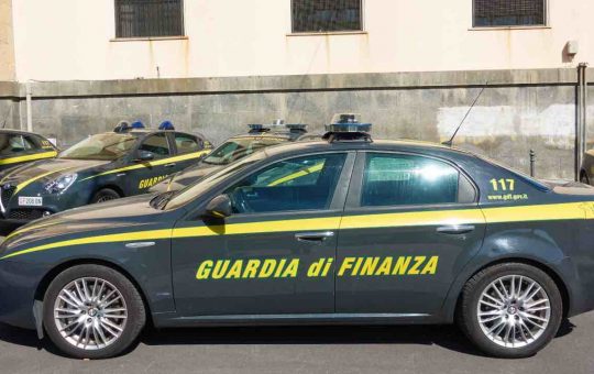 Guardia di finanza - fonte_corporate - tuttosuimotori.it