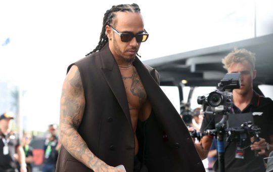 Lewis Hamilton: la sua nuova fidanzata è bollente