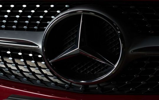 Mercedes logo