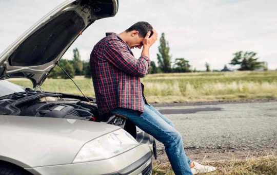 Abitudini dannose per l'auto