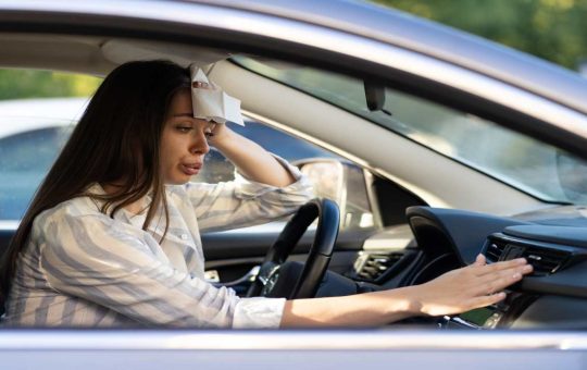 Caldo e aria condizionata in auto