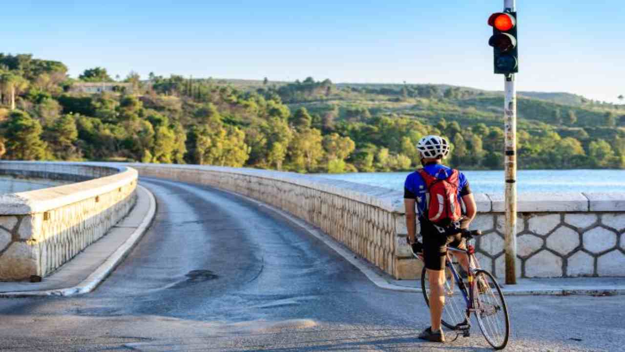 bici in grecia multe - travel - tuttosuimotori.it
