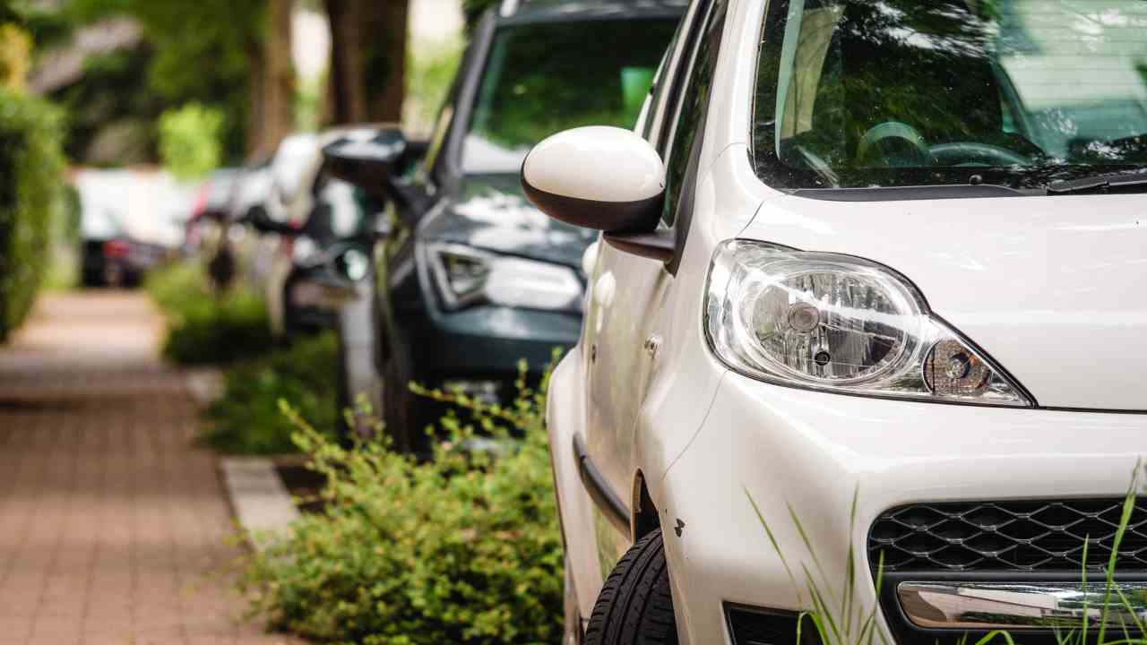 Le scelte degli italiani sulle auto elettriche