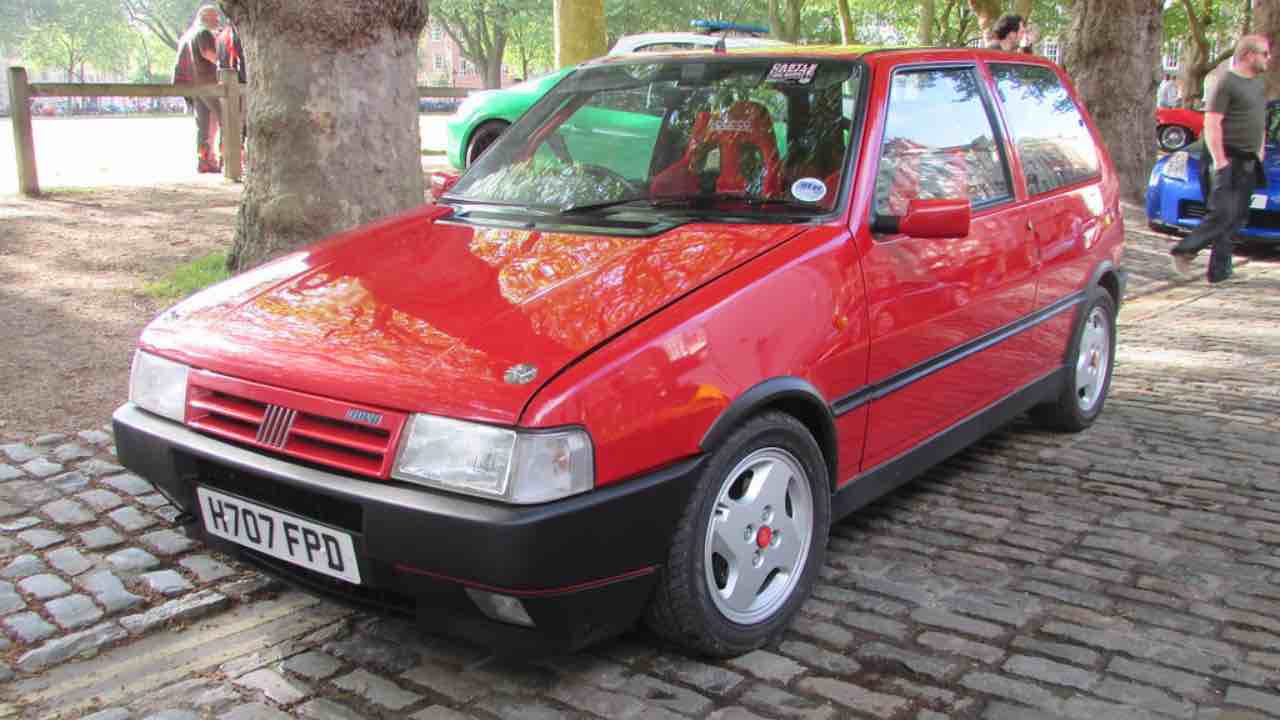 Fiat Uno Turbo 1.4 ie - fonte_web - tuttosuimotori.it