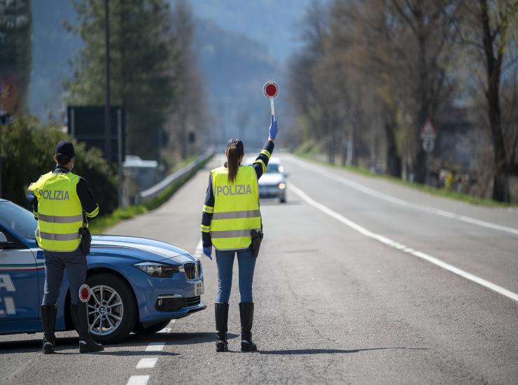 Posto di blocco Polizia 