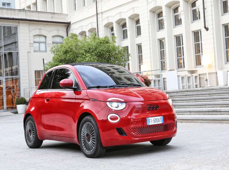 Fiat 500e 