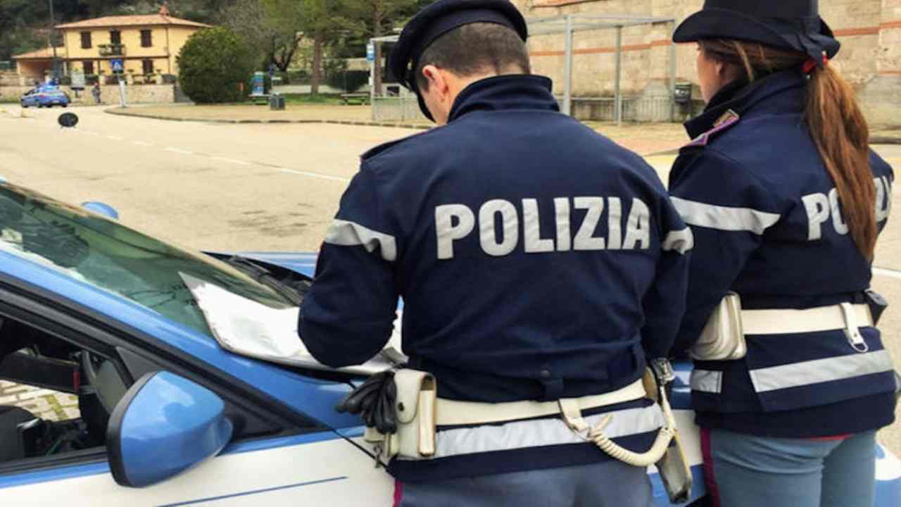 pattuglia polizia - polizia - tuttosuimotori.it