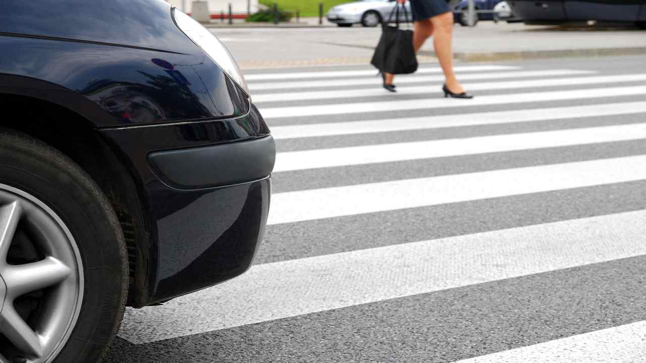 novità strisce pedonali - risarcimento - tuttosuimotori.it