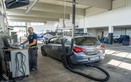 stazione di revisoine - decar - tuttosuimotori.it